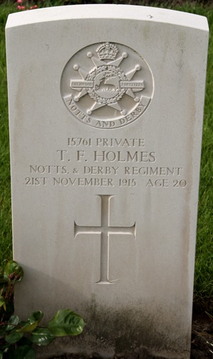 Private Thomas Frank Holmes grave