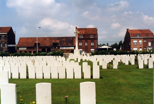 Menin Road South Military Cemetery, Belgium.