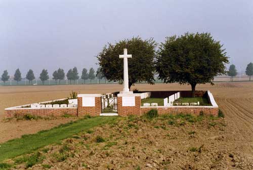 Wieltje Farm Cemetery, Belgium.