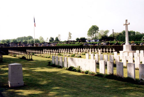 Avesnes-Sur-Helpe Communal Cemetery, France.