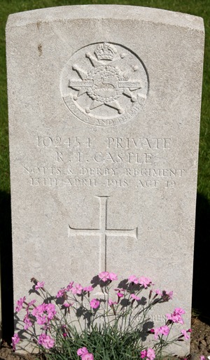 Private Richard Thomas Castle grave