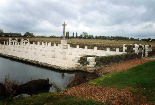 Desplanque Farm Cemetery, La Chapelle-D'Armentieres, France.