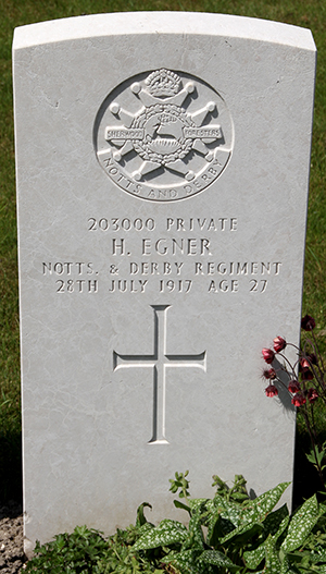 Private Henry Egner grave