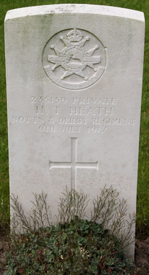 Private Henry Thomas Heath grave