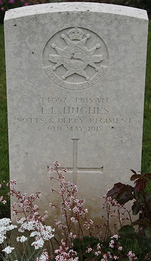 Private Llewellyn Lewis Hughes grave