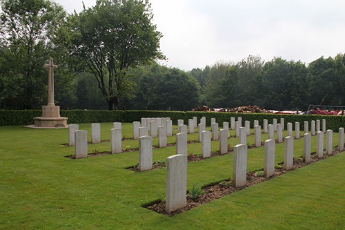 Humbercamps Communal Cemetery Extension, France.