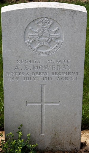 Private A. E. Mowbray grave