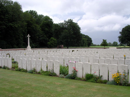 Tilloy British Cemetery, Tilloy-Les-Mofflaines, France.