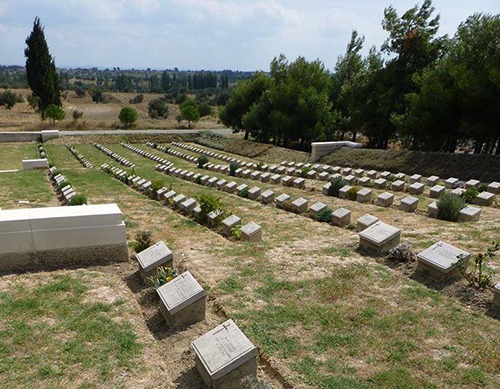 Twelve Tree Copse Cemetery, Turkey.